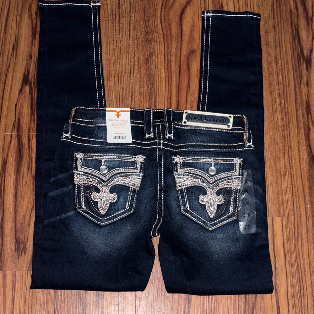 Rock Revival NWT
